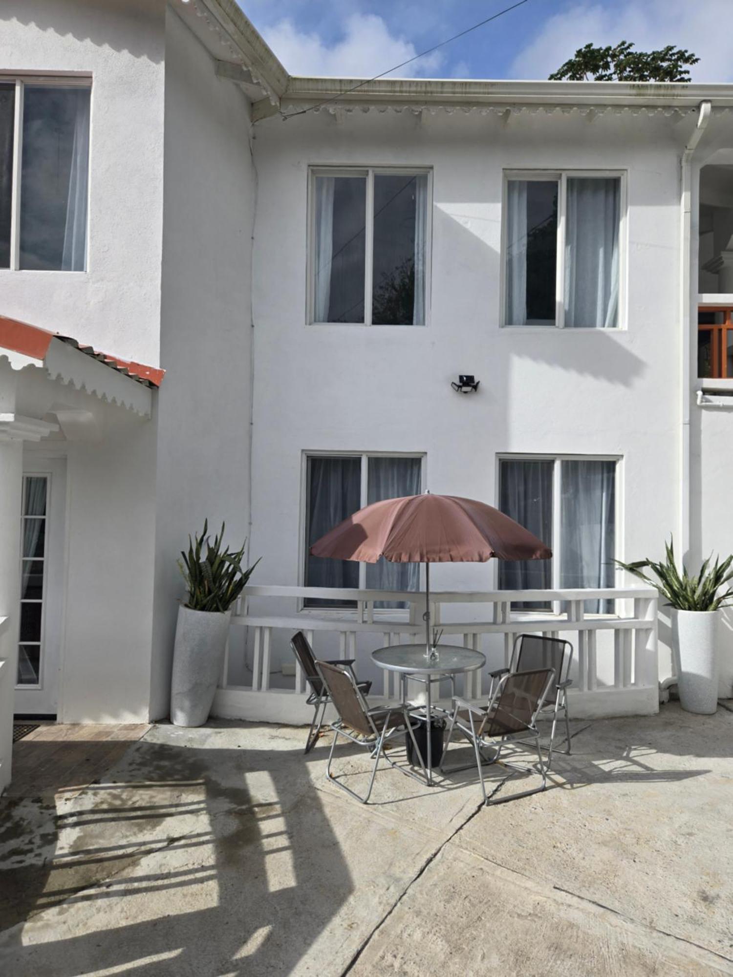 Jean Olive Apartamento Castries Exterior foto